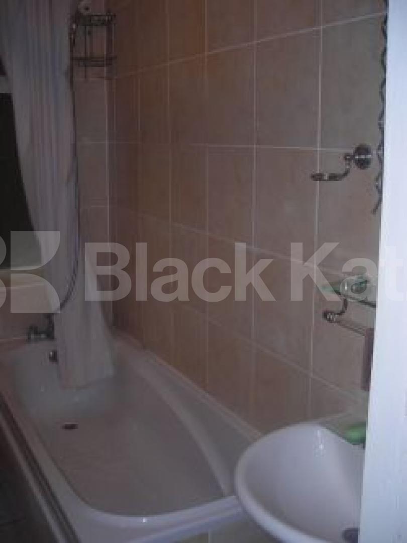 			1 Bedroom, 1 bath, 1 reception Flat			 Belsize Grove, BELSIZE PARK NW3